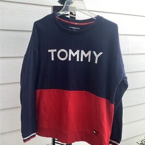 Tommy Hilfiger Navy and Red Unisex Sweatshirt Retro Pullover. Size Large.